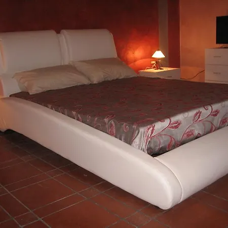 Golden Dreams Bed & Breakfast *