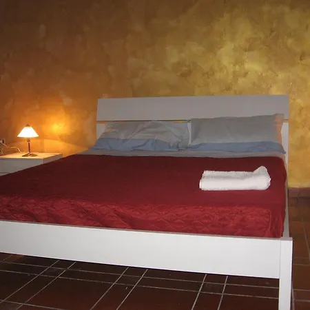 Golden Dreams Bed & Breakfast Bari